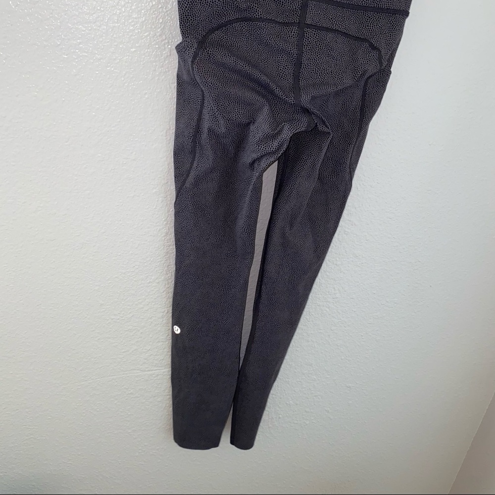 Lululemon Fast & Free Tight Size 2 - Picture 13 of 15